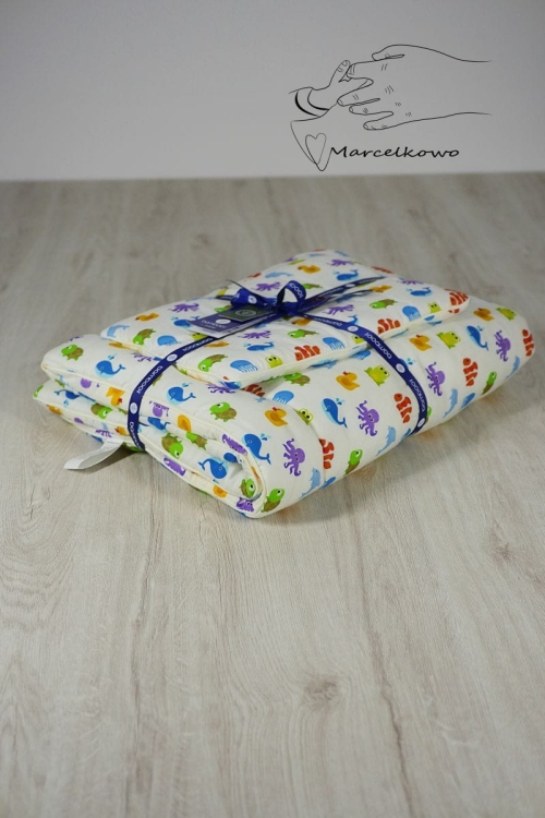 Pościel-bambusowa-z-wypełnieniem-wodny-świat-dziecięca-w-oddaleniuJPG