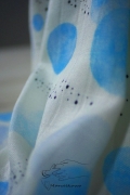 Pieluszka-bambusowa-kolorowa-sky-blue-zblizenie-na-detal.JPG